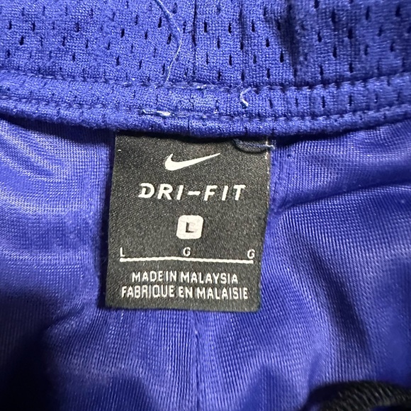 Nike Mesh Purple Shorts - Picture 2 of 2